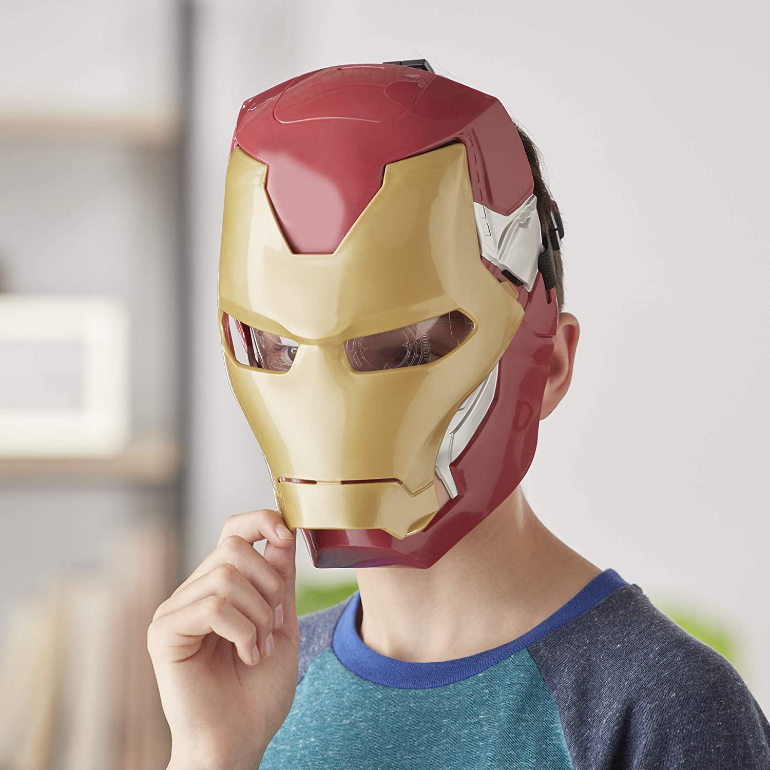 Avengers Marvel Iron Man Flip FX Mask Avengers Marvel Iron Man Flip FX Mask