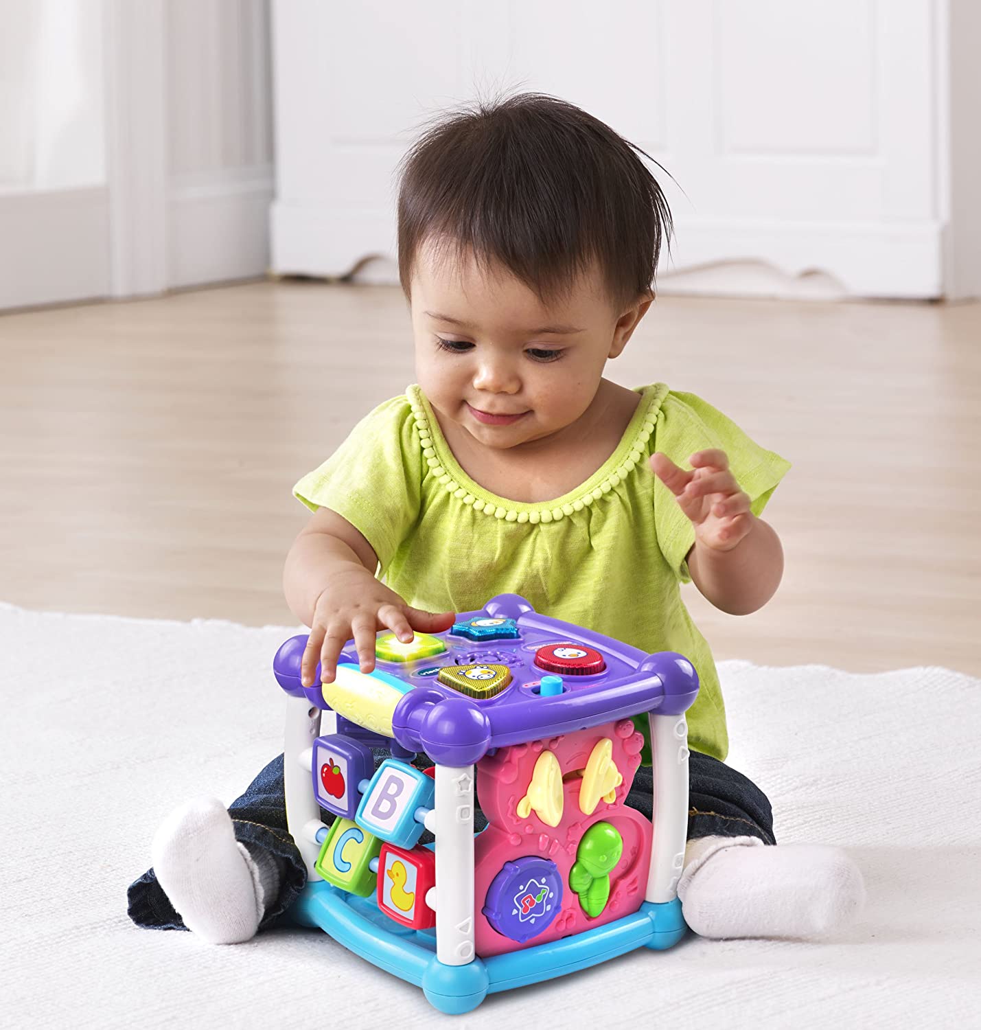 VTech Busy Learners Activity Cube VTech Busy Learners Activity Cube