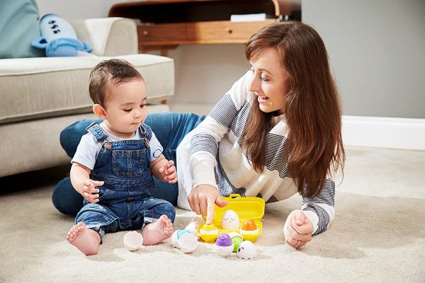 TOMY Toomies Hide & Squeak Eggs