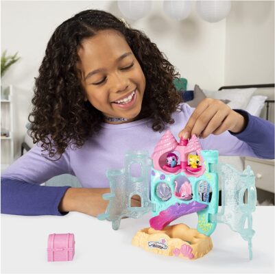 Hatchimals CollEGGtibles Coral Castle Fold Open Playset