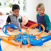 Hot Wheels Criss Cross Crash Track Set