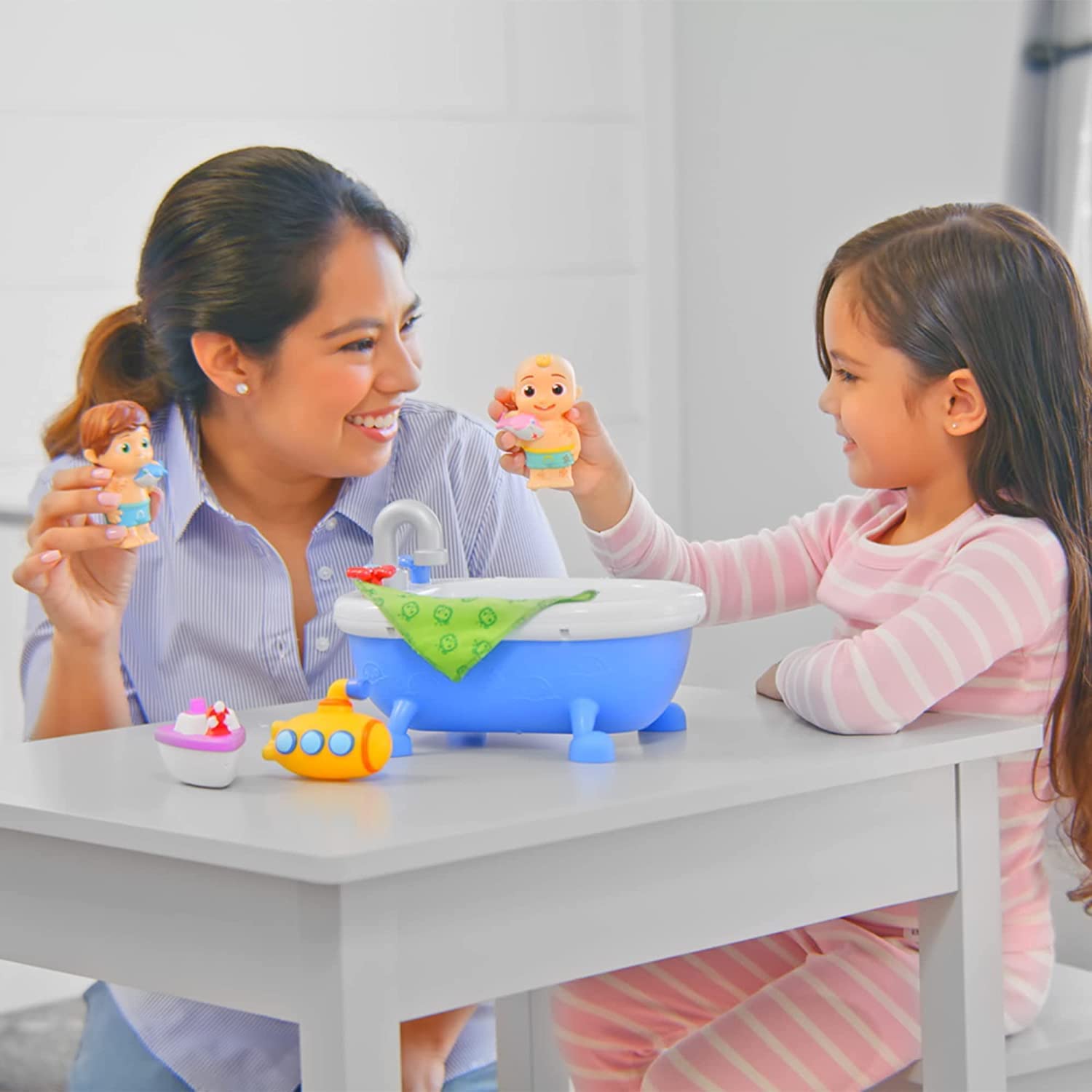 CoComelon Musical Bathtime Playset CoComelon Musical Bathtime Playset