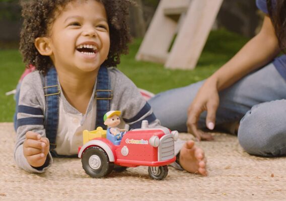 CoComelon Official Musical Tractor
