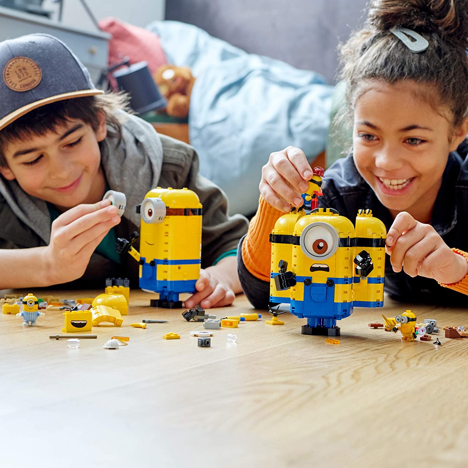 LEGO Minions Brick Built Minions and Their Lair (75551) LEGO Minions Brick Built Minions and Their Lair (75551)