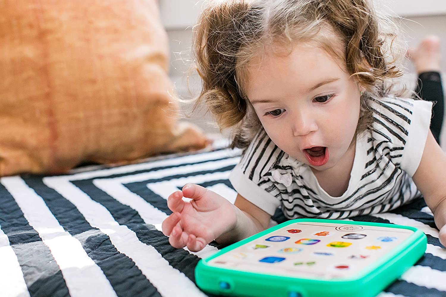 Baby Einstein Magic Touch Curiosity Tablet Wooden Musical Toy Baby Einstein Magic Touch Curiosity Tablet Wooden Musical Toy