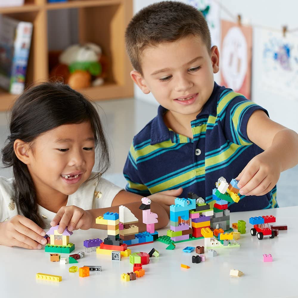 LEGO Classic Creative Suitcase 10713 Building Kit LEGO Classic Creative Suitcase 10713 Building Kit