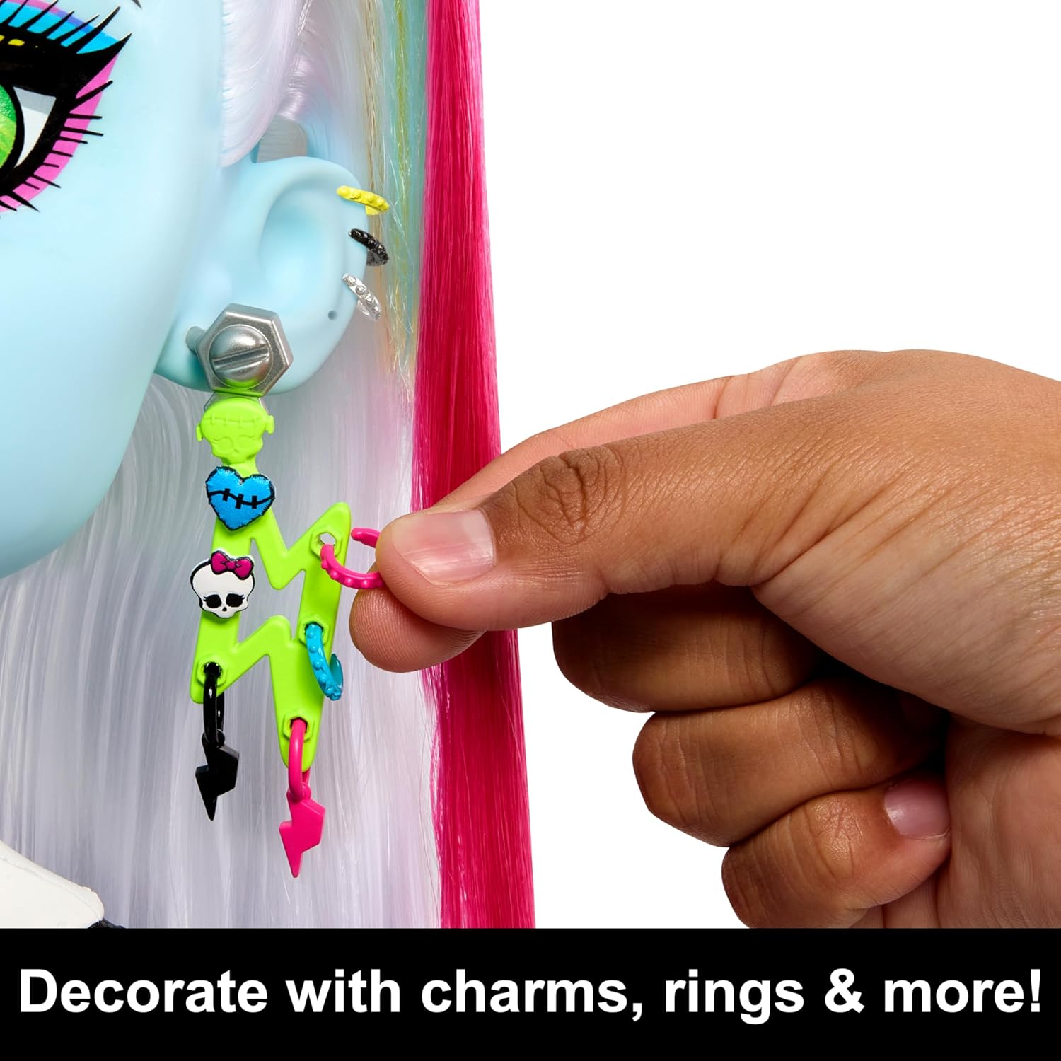 Monster High Frankie Stein Doll Head for Hairstyling Monster High Frankie Stein Doll Head for Hairstyling