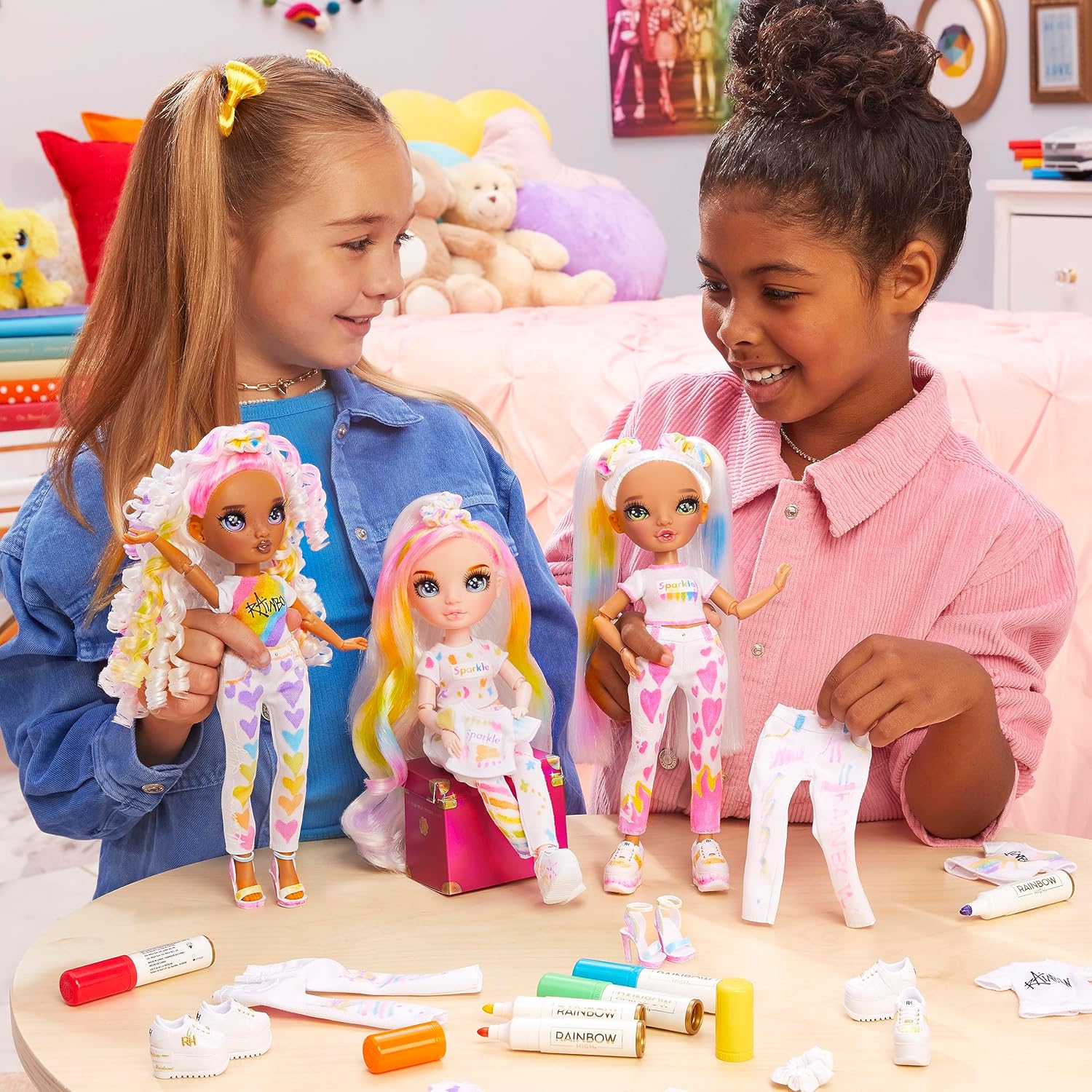 Rainbow High Color & Create Fashion DIY Doll Rainbow High Color & Create Fashion DIY Doll