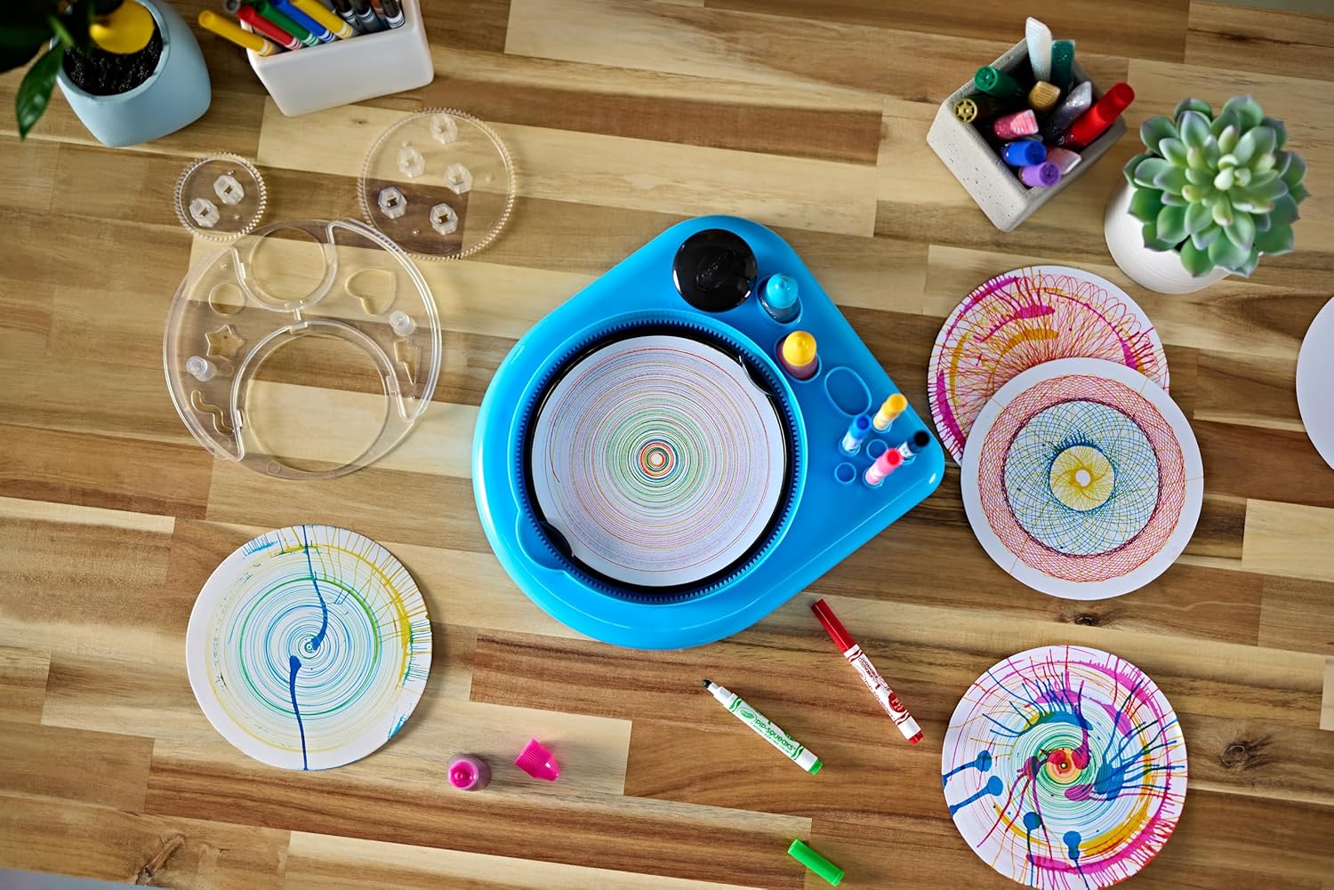 Crayola Spin & Spiral Art Station Crayola Spin & Spiral Art Station