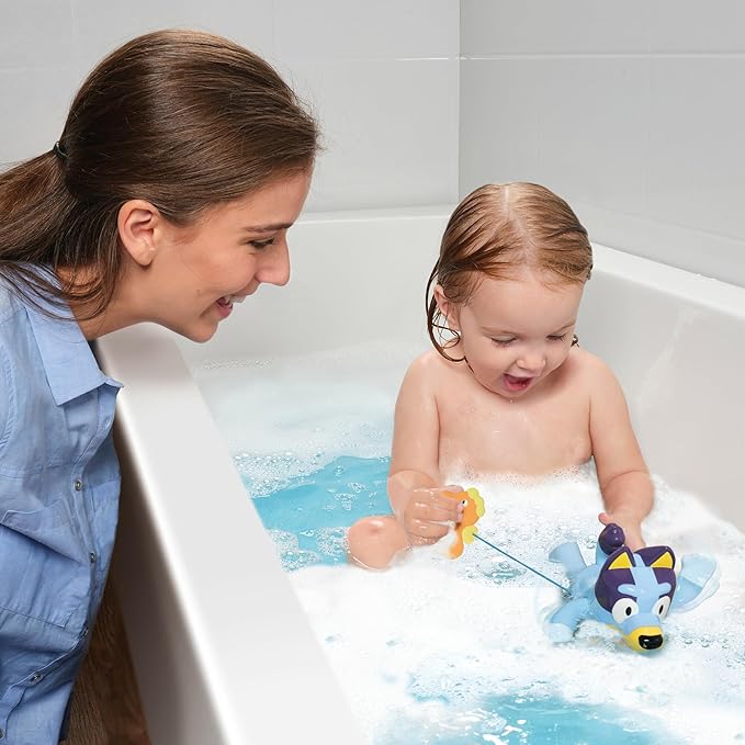 TOMY Toomies Swimming Bluey Bath Toy with Seahorse TOMY Toomies Swimming Bluey Bath Toy with Seahorse