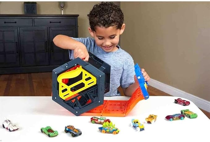 Hot Wheels Roll Out Raceway Track Set Hot Wheels Roll Out Raceway Track Set