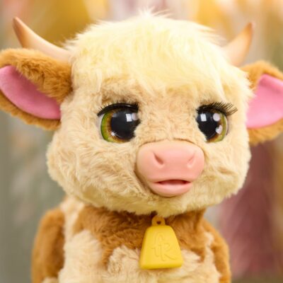 FurReal Maggie The Feed & Follow Cow