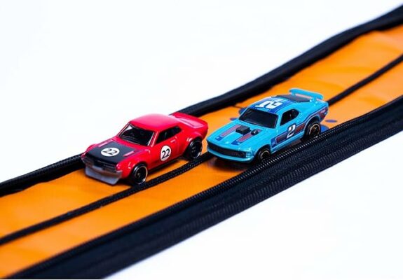 Hot Wheels Tara Toy ZipBin Wheelie Track Pack