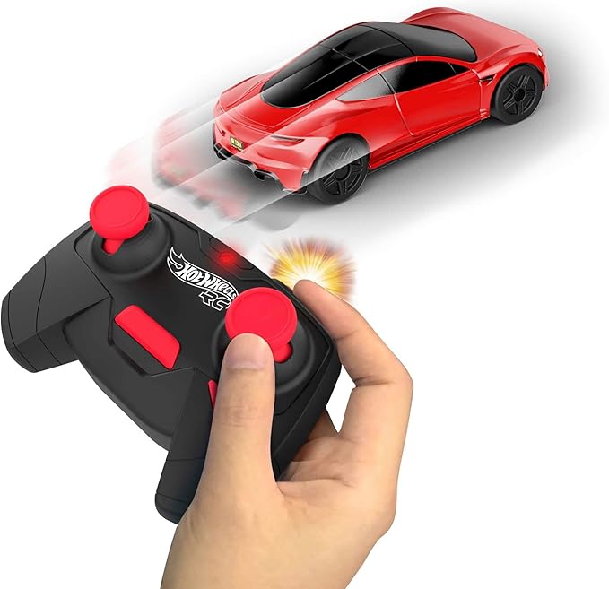Hot Wheels Toy Car RC Tesla Roadster in Scale Hot Wheels Toy Car RC Tesla Roadster in Scale