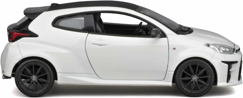 Maisto 2021 Toyota GR Yaris White Model Car