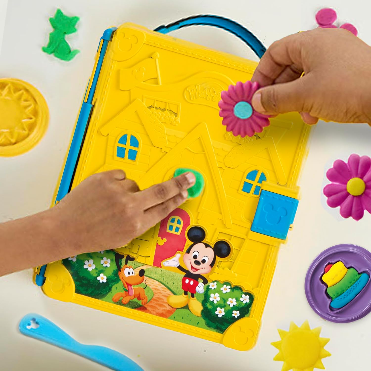 Play Doh Disney Junior Mickey Mouse Clubhouse Shape a Story Playset Play Doh Disney Junior Mickey Mouse Clubhouse Shape a Story Playset