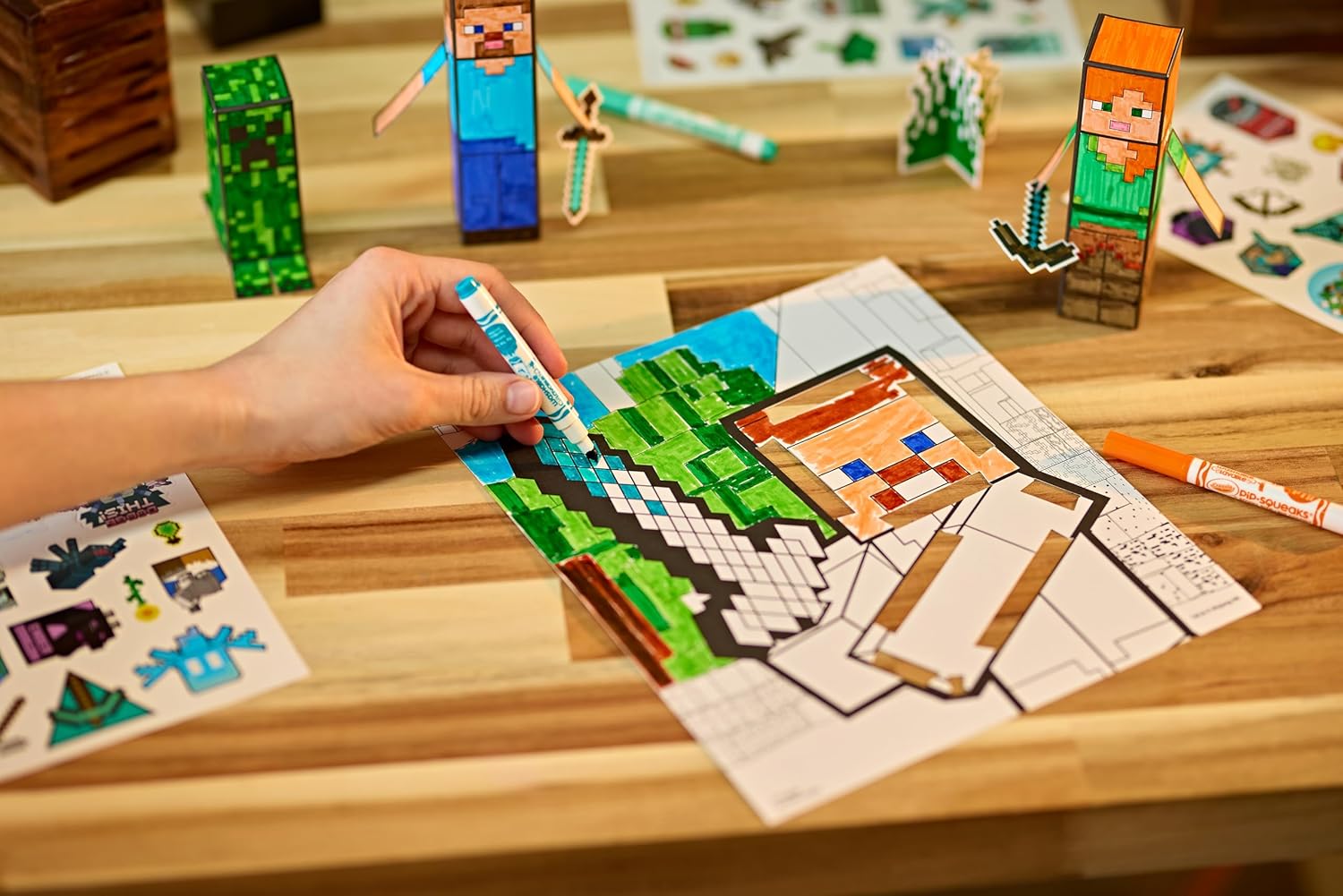 Crayola Minecraft POPs 3D Art Kit for Kids Coloring Activity Set Crayola Minecraft POPs 3D Art Kit for Kids Coloring Activity Set