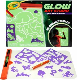 Crayola Glow Art Studio Glow in the Dark Toys
