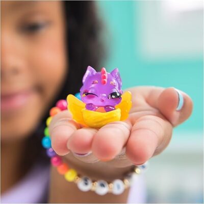HATCHIMALS Alive Neon Rainbow Set of 1 Surprise Blind Box Figure