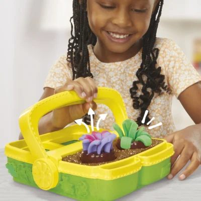 Play-Doh Blooming Flower Garden Playset
