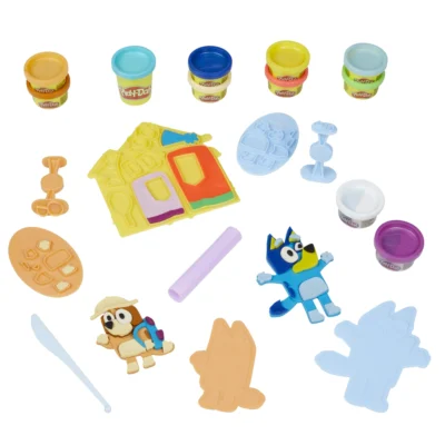 Play-Doh Bluey Make 'n Mash Costumes Playset with 11 Cans