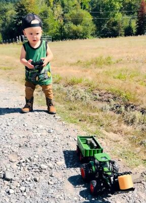 Remote Control Tractor Toy with Trailer Metal Front & Front Loader Farm Vehicle Set