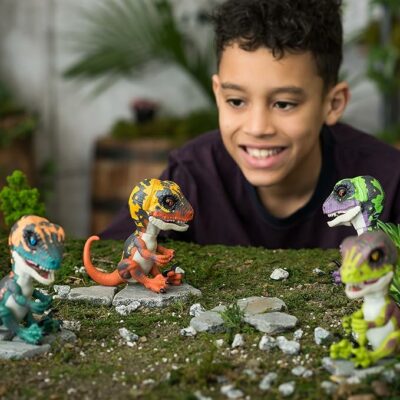 Fingerlings Fury Blue Interactive Collectible Dinosaur