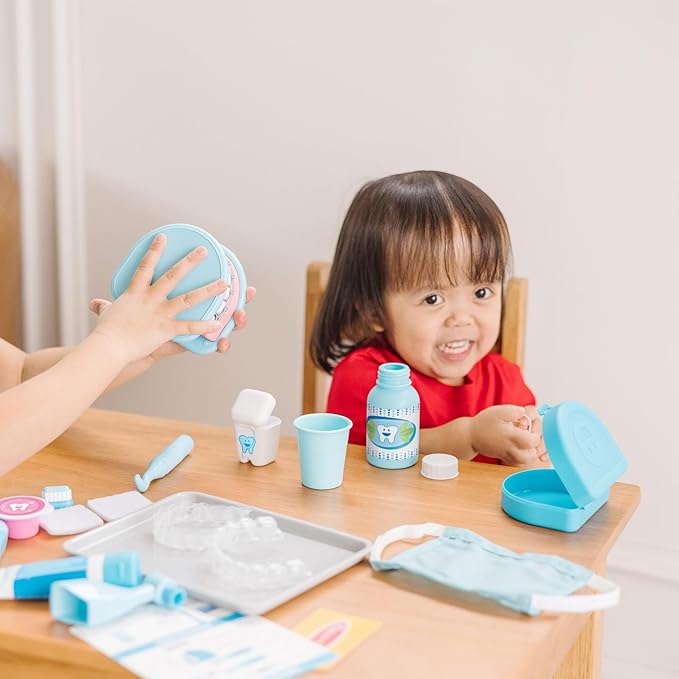 Melissa & Doug Super Smile Dentist Play Set Melissa & Doug Super Smile Dentist Play Set
