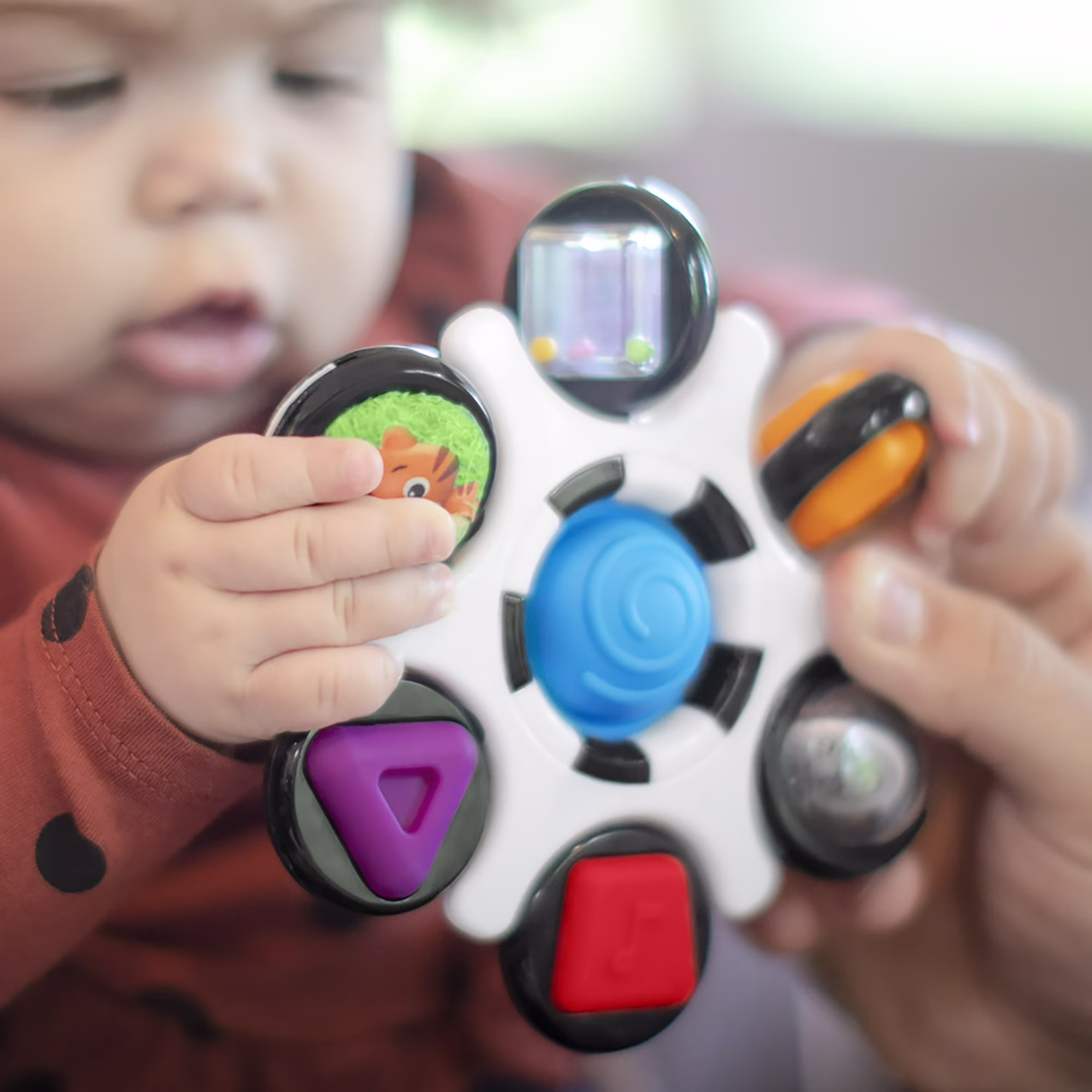 Baby Einstein Curiosity Clutch Twist and Pop Rattle Teether Infant Toy Baby Einstein Curiosity Clutch Twist and Pop Rattle Teether Infant Toy