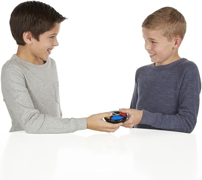 Hasbro Gaming Simon Micro Series Electronic Game Hasbro Gaming Simon Micro Series Electronic Game