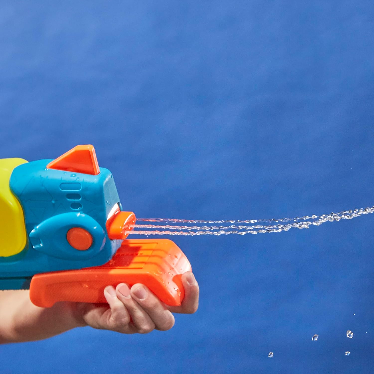 NERF Super Soaker Wave Spray Water Blaster for Kids NERF Super Soaker Wave Spray Water Blaster for Kids