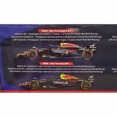 Bburago Oracle Red Bull Racing F1 Team Collector Set of 6 Diecast Cars