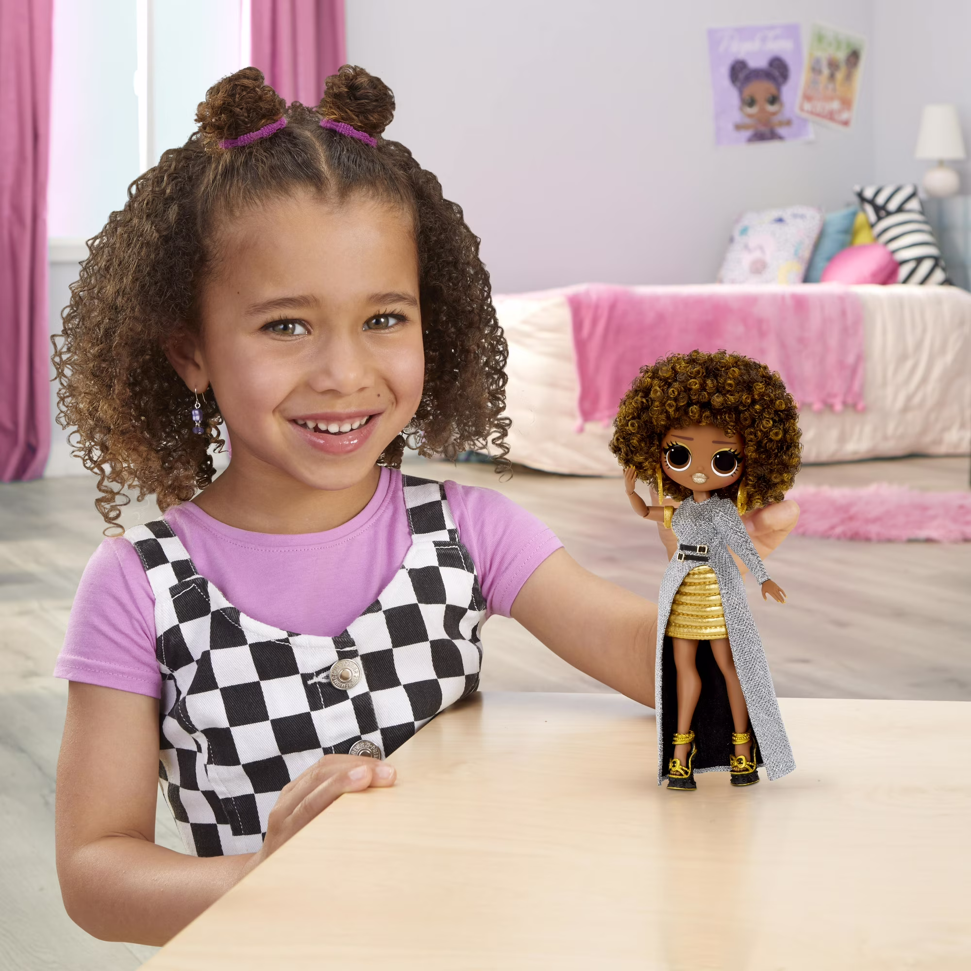 LOL Surprise OMG Royal Bee Fashion Doll with Fashions and Accessories LOL Surprise OMG Royal Bee Fashion Doll with Fashions and Accessories