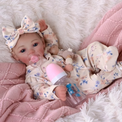 Soft Cloth Body Real Life Baby Dolls with Gift Box for Kids